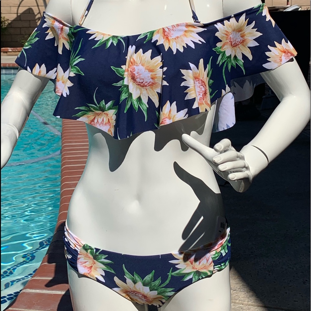 MuMu Mermaid 2 piece Bondi Ruffle Bikini